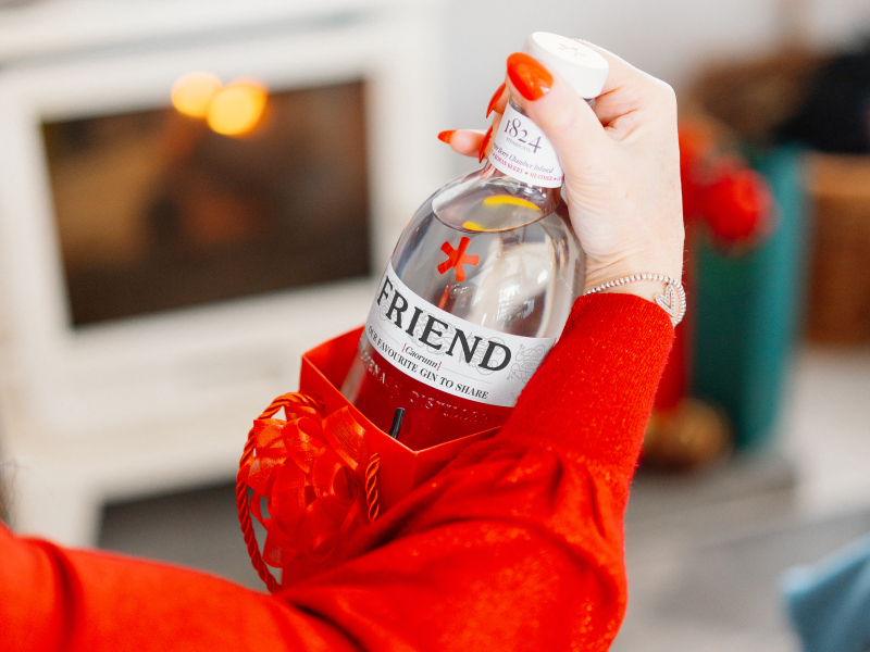 Personalised gin gift